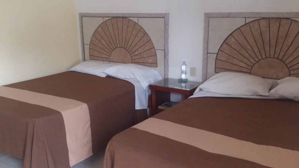 Hotel Albatros Palace Manzanillo Ruang foto