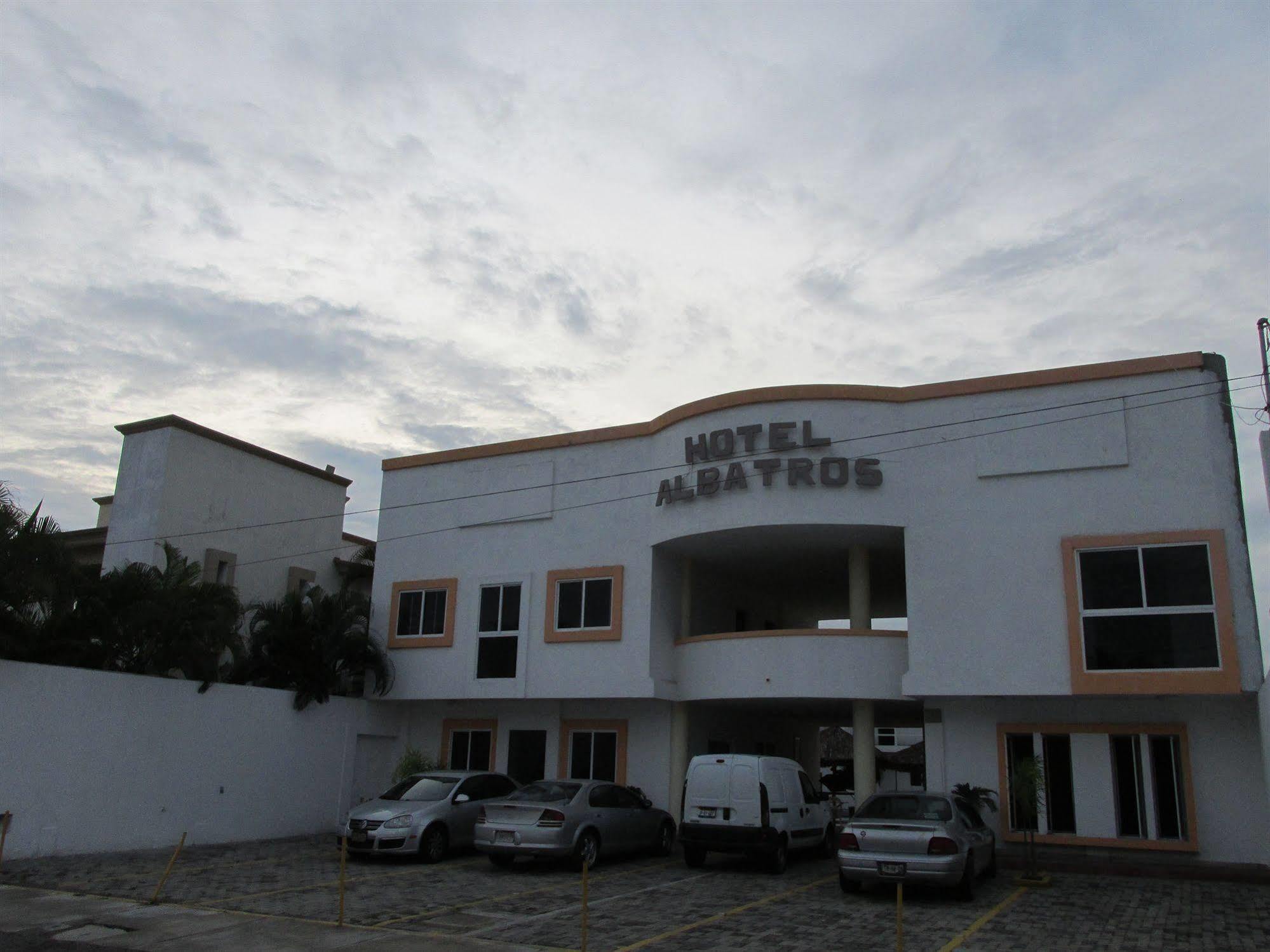 Hotel Albatros Palace Manzanillo Bagian luar foto